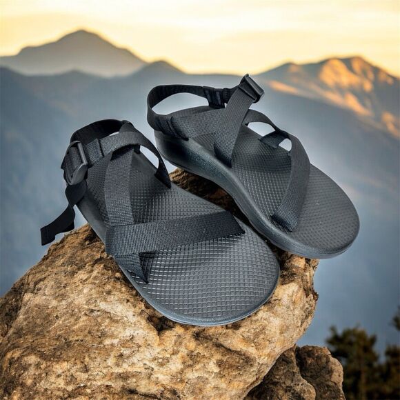 CHACO MEN'S ZCLOUD SANDAL ADJUSTABLE STRAPS Solid Black SIZE 10 Comfort Hiking - Picture 1 of 8